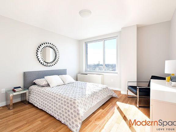 4th image of 5205 Queens Blvd APT 4A