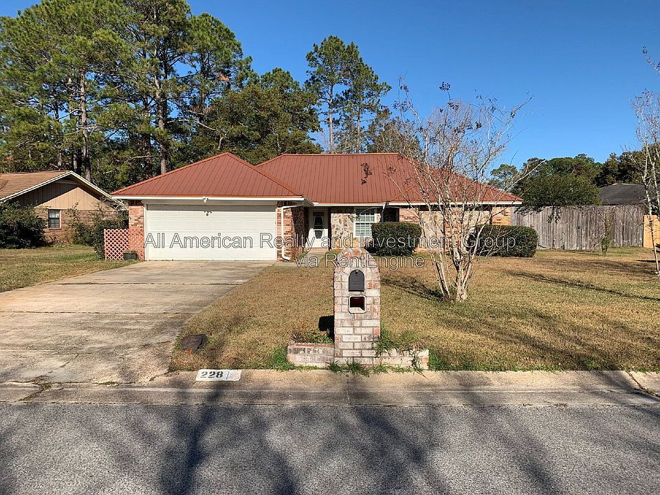 1st image of 228 Echo Cir
