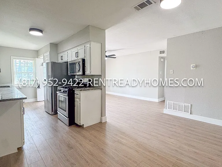 2613 Fairbrook St — Photo 13