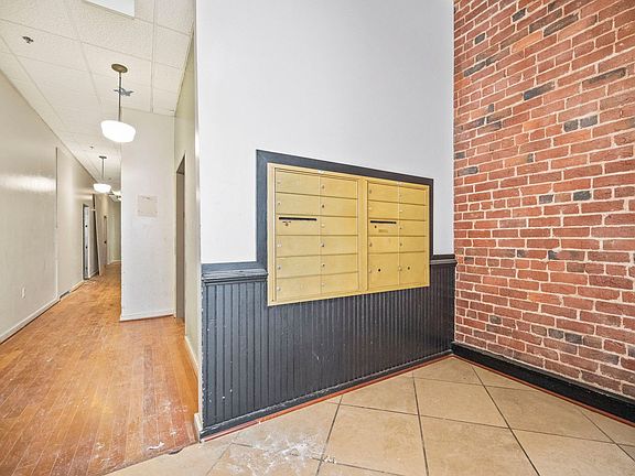 2nd image of 21 S 13th St APT 203