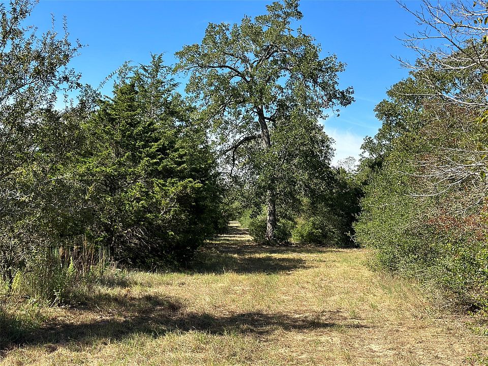 1st image of 105 Colony Line Trl