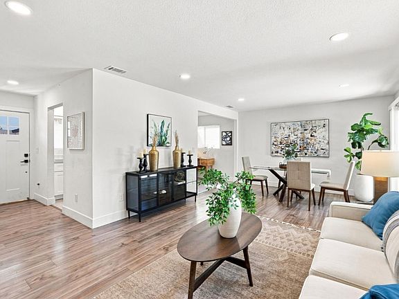 3rd image of 3165 Fitzpatrick Dr