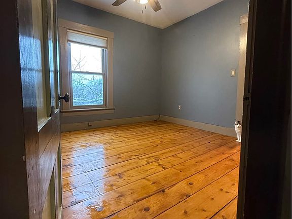 5th image of 545 Lafayette St