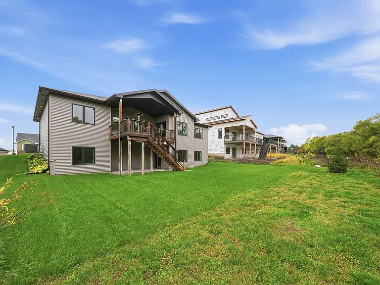 8920 Shadow Creek Ln — Photo 53
