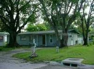 301 Satsuma Dr, Sanford, FL 32771