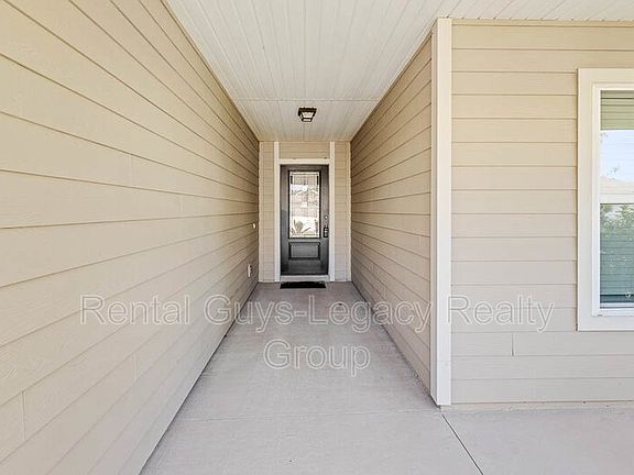 2nd image of 454 Shetland Dr