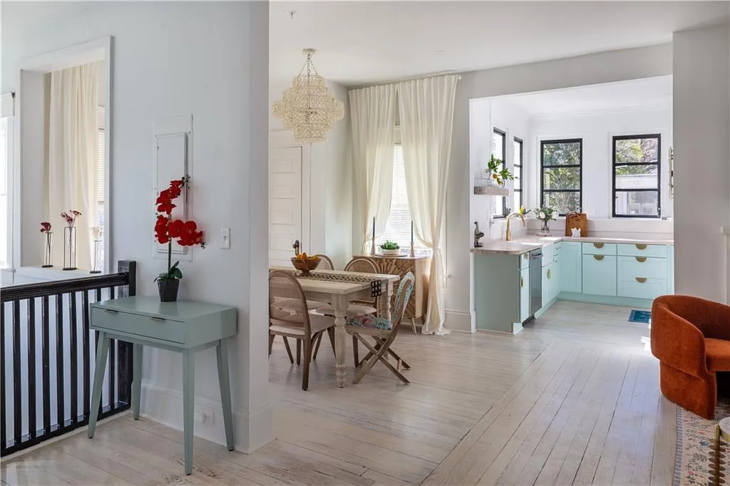 2 bed, 1.0 bath, 1145 sqft, $3,500 — Photo 1