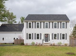 19 Circuit St, Halifax, MA 02338