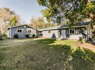 2946 Inez St, Redding, CA 96002