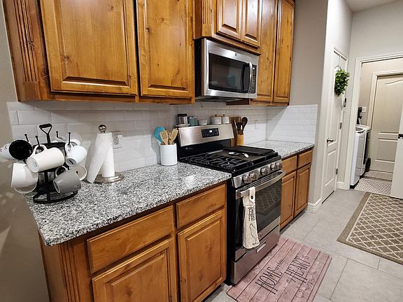 4th image of 2221 Crystal Bay Dr