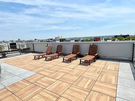 Rented by Cyberapts Management | media 26