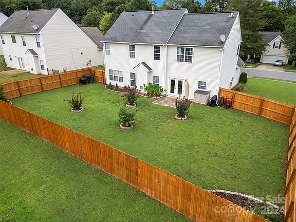 2nd image of 8503 Four Sisters Ln