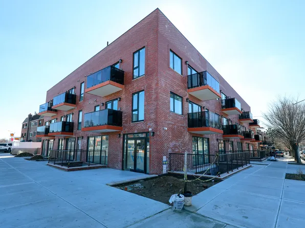 165-20 Sanford Avenue image 1 of 50