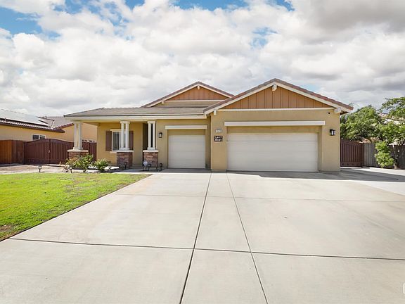 2nd image of 15719 Tallus Ranch Dr