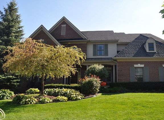 3rd image of 44271 Cypress Point Dr