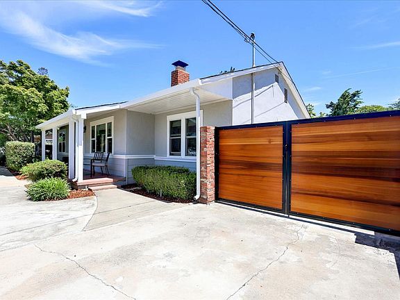 5th image of 732 Margaret Ln