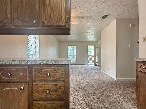 2nd image of 1717 Shely St #D