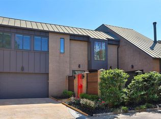 2700 W Lane Dr, Houston, TX 77027