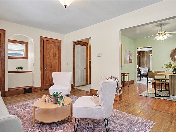 3rd image of 295 Terrace Park