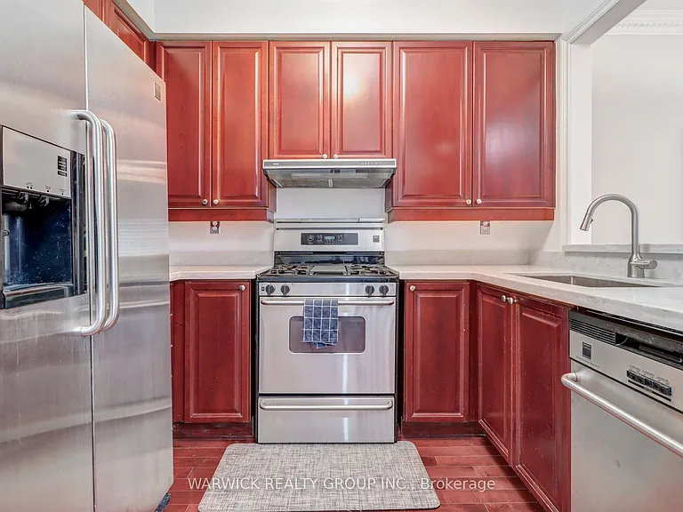 645 Davenport Rd #10 — Photo 12