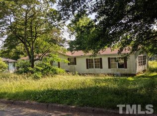1319 Caldwell St, Statesville, NC 28677
