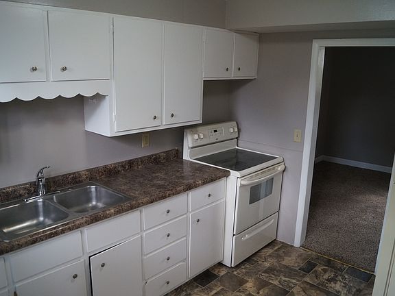 5th image of 5219 Bancroft Ave