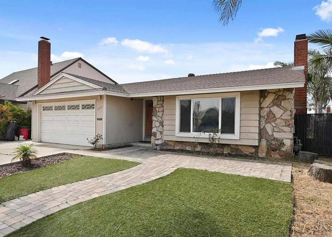 1611 Sombrero Way — Photo 4