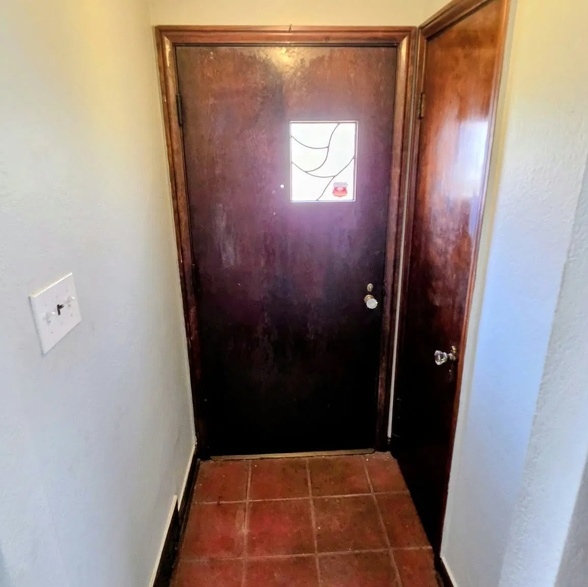 655 Caswell Ave — Photo 3