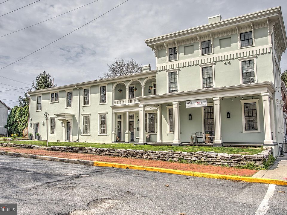 228 E Main St, Mount Joy, PA 17552 Zillow