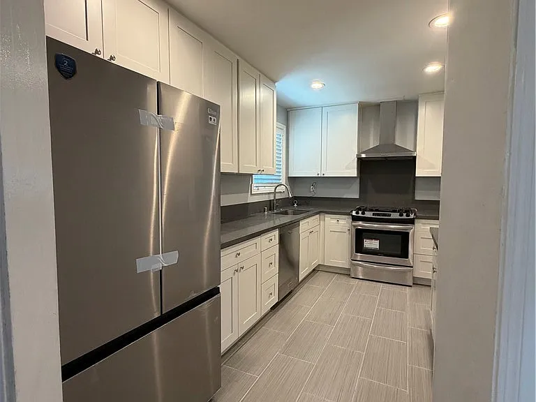 11521 Mines Blvd — Photo 2