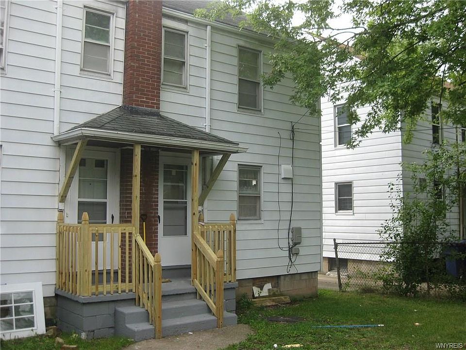 2nd image of 374 Davidson Ave