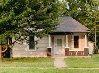 930 N Rogers Ave, Springfield, MO 65802