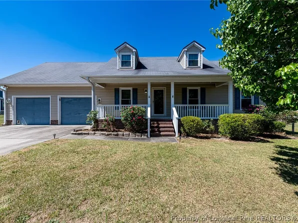 5262 Marvin Dr, Spring Lake, NC 28390