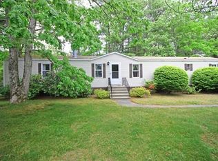 33 Bayberry Ln, Kingston, MA 02364