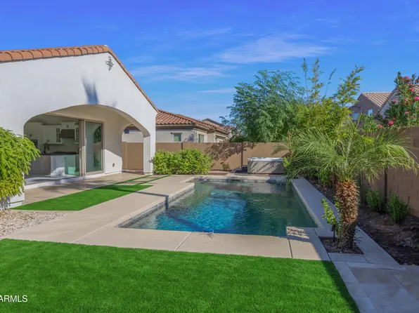 1555 W Sea Fog Drive, Gilbert, AZ 85233