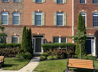 13697 Neil Armstrong Ave, Herndon, VA 20171