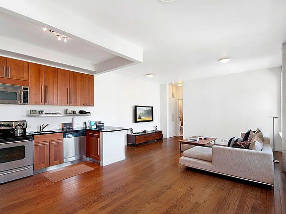 4th image of 36 Lispenard St APT 4
