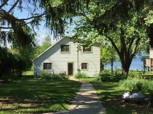 N4120 Milwaukee Ln, Cambridge, WI 53523