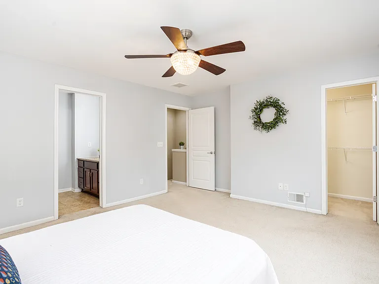 27844 Hopkins Dr — Photo 19