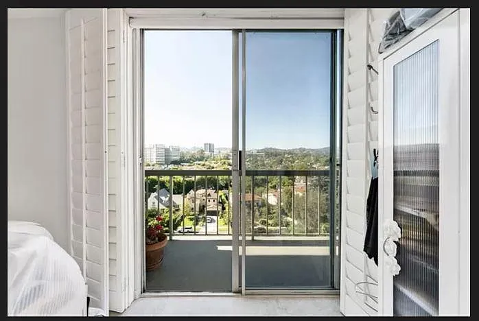 10751 Wilshire Blvd #1108 — Photo 8