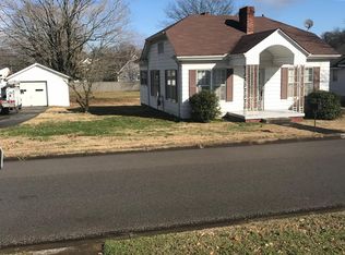 452 E Madison St, Pulaski, TN 38478