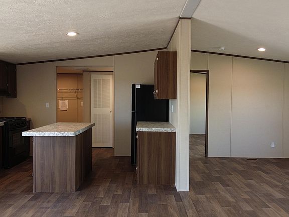 5th image of 806 24th St SW