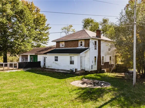 133 Rock Ridge Rd, Mineral Wells, WV 26150