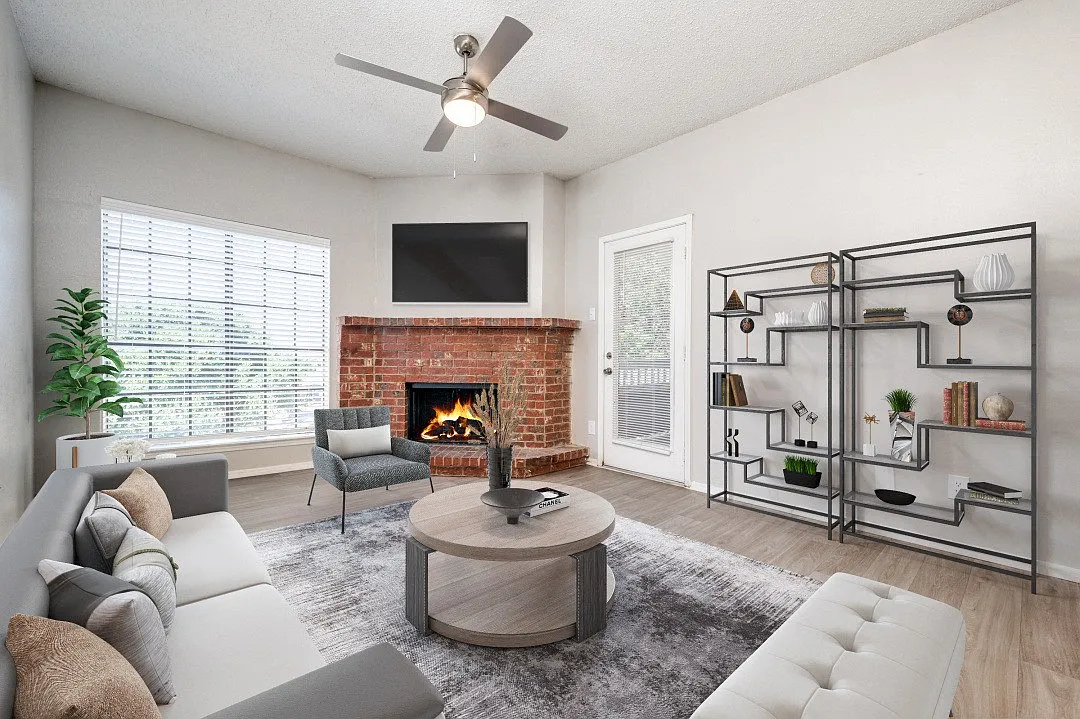 Foxborough Apartments — Photo 1