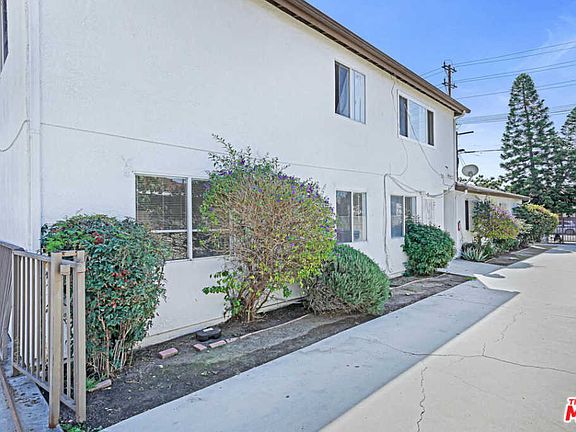 3rd image of 1421 W 35th Pl