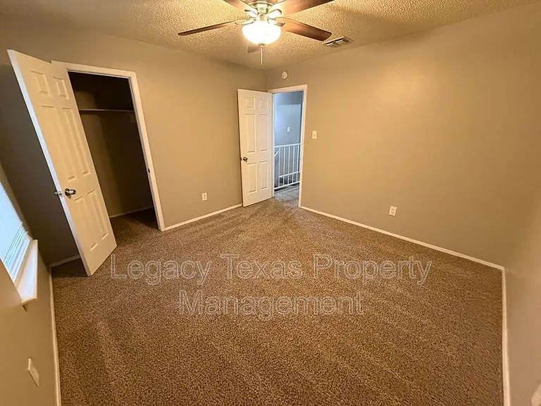 1409 Courtney Pl #A — Photo 21