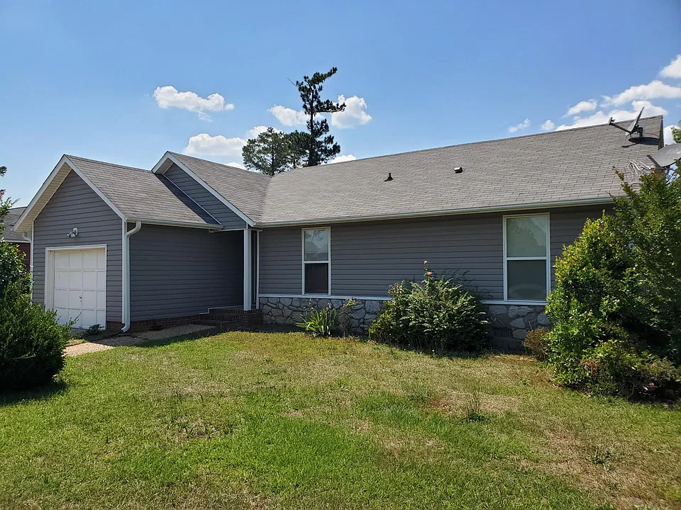1257 Bromley Dr