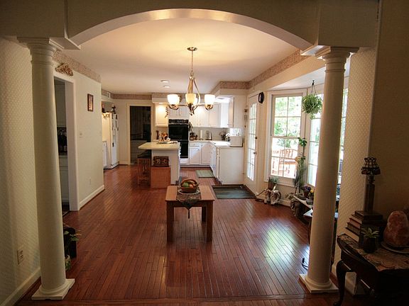 kitchen main
