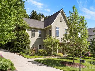405 Mistletoe Trl, Hendersonville, NC 28791