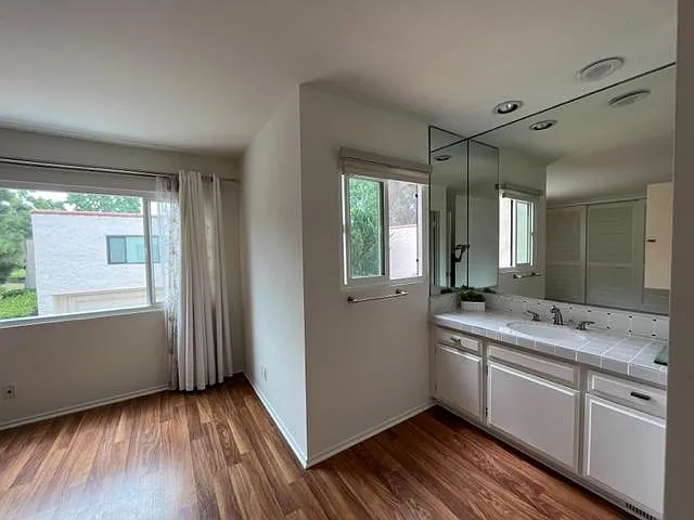 210 Reef Ct — Photo 10